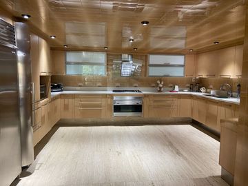 CASA EN VENTA SATELITE CON 270 M2 DE JARDIN