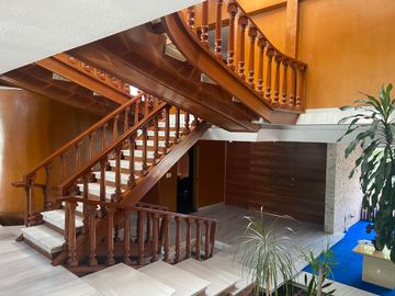 CASA EN VENTA SATELITE CON 270 M2 DE JARDIN