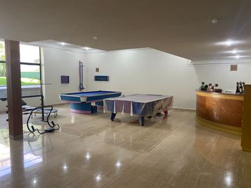 CASA EN VENTA SATELITE CON 270 M2 DE JARDIN