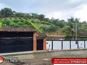 Se vende Casa campestre a puerta cerrada en Buga-valle, corregimiento  Sanjon Hondo, vereda los Guaduales.