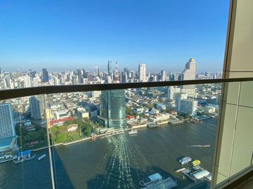 For Rent 4 bedrooms 4 bathroom Magnolias Waterfront Residences