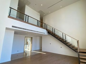 For Rent 4 bedrooms 4 bathroom Magnolias Waterfront Residences