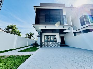 FOR SALE NEWLY MADE STUNNING DESIGN 2 STOREY DUPLEX HOUSE IN BETTER LIVING