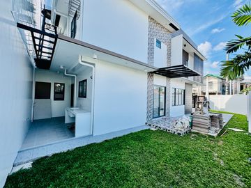 FOR SALE NEWLY MADE STUNNING DESIGN 2 STOREY DUPLEX HOUSE IN BETTER LIVING