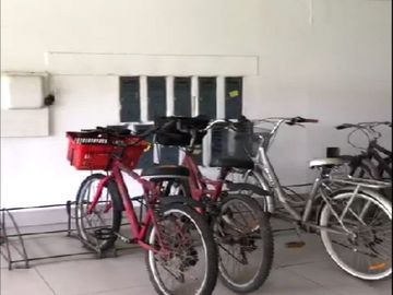 OPORTUNIDAD!  Venta de Amplio Departamento, Ancón