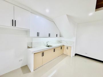 FOR SALE NEWLY MADE ELEGANT MODERN 2 STOREY TOWNHOUSE IN BETTER LIVING