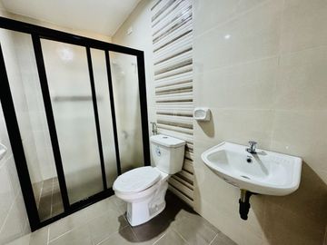 FOR SALE NEWLY MADE ELEGANT MODERN 2 STOREY TOWNHOUSE IN BETTER LIVING