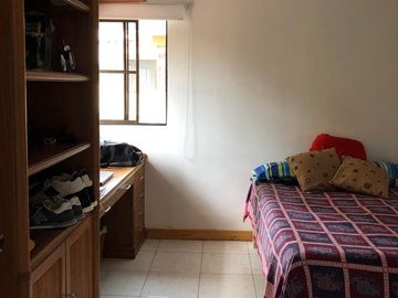VENDO HERMOSA CASA CONJUNTO  DE TRES NIVELES EN VILLA CAMPESTRE CON 4 ALCOBAS Y AREA DE 400 mts