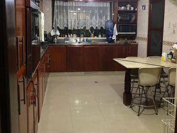 VENDO HERMOSA CASA CONJUNTO  DE TRES NIVELES EN VILLA CAMPESTRE CON 4 ALCOBAS Y AREA DE 400 mts