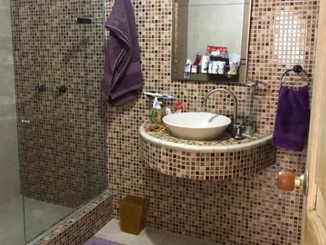 VENDO HERMOSA CASA CONJUNTO  DE TRES NIVELES EN VILLA CAMPESTRE CON 4 ALCOBAS Y AREA DE 400 mts