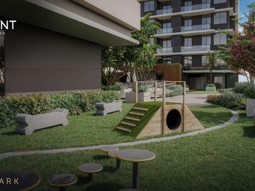 4 Bedroom Penthouse 269.5 sqm Luxury Unit walking distance from OPUS Mall at Bridgetowne