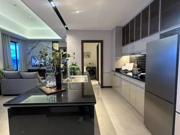 4 Bedroom Penthouse 269.5 sqm Luxury Unit walking distance from OPUS Mall at Bridgetowne