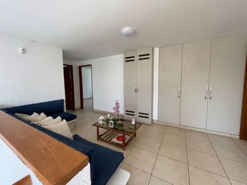 HERMOSA CASA - AT. 567 M2 - BUENA UBICACIÓN - SEGURIDAD