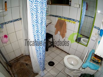 En Vicuña, venta de casa ampliada y regularizada, 5D y 1B. $64 millones