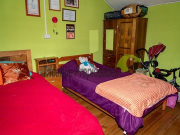 En Vicuña, venta de casa ampliada y regularizada, 5D y 1B. $64 millones