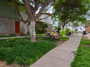 En Vicuña, venta de casa ampliada y regularizada, 5D y 1B. $64 millones