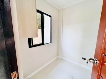 Brand new 2 storey duplex with very spacious set back