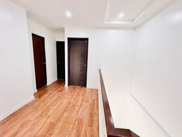 Brand new 2 storey duplex with very spacious set back