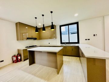 Brand New 2Storey House and Lot for Sale in The Orchard Residential Estates, Dasmariñas Cavite