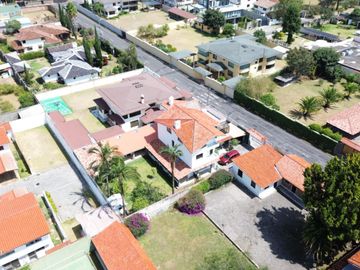 Casa en Venta Valle de los Chillos.