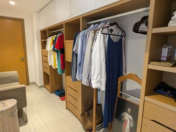 DEPARTAMENTO FRENTE AL MAR AMUEBLADO EN VENTA TORRE AXIS BOCA DEL RÍO | ARLETTE FLORES