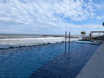 DEPARTAMENTO FRENTE AL MAR AMUEBLADO EN VENTA TORRE AXIS BOCA DEL RÍO | ARLETTE FLORES
