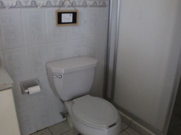 VENDO CASA UNA PLANTA EN FRACC. COSTA DE ORO  BUENA UBICACION