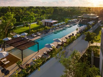 Condo en venta, alberca privada, amenidades de lujo, Xcanatún, Mérida.