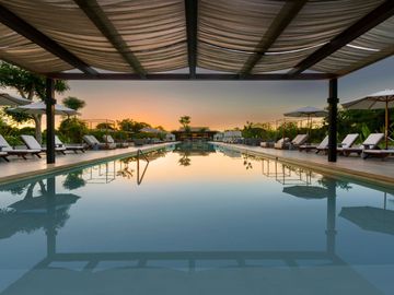 Condo en venta, alberca privada, amenidades de lujo, Xcanatún, Mérida.
