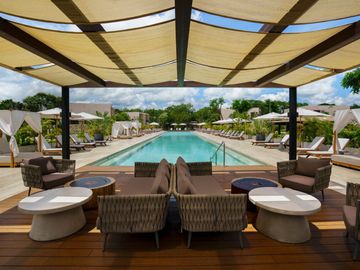 Penthouse de lujo con rooftop, alberca privada, en venta, Xcanatún, Mérida