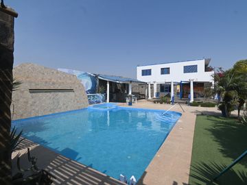 HOSTAL EN VENTA 16 HAB. KM 63 PAN.SUR CHILCA