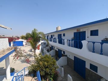 HOSTAL EN VENTA 16 HAB. KM 63 PAN.SUR CHILCA