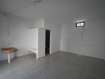 HOSTAL EN VENTA 16 HAB. KM 63 PAN.SUR CHILCA