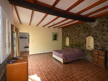 HOSTAL EN VENTA 16 HAB. KM 63 PAN.SUR CHILCA