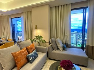 Penthouse 4 Bedroom Luxury Unit at Bridgetowne Pasig