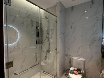 Penthouse 4 Bedroom Luxury Unit at Bridgetowne Pasig