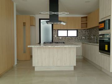 casa en venta en cuautlancingo con roof garden y amenidades