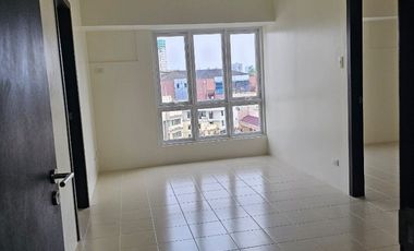 1BR bedroom near Greenhills, Robinsons Magnolia, Araneta Center, Ortigas CBD, UERM Hospital, Cardinal Santos Hospital, Xavier School