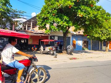 SE VENDE  CASA COMO TERRENO EN JR. PUTUMAYO, IQUITOS