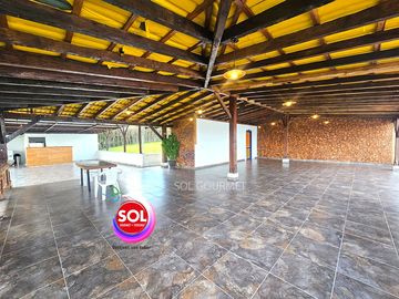 SALÓN DE EVENTOS, ALIMENTACIÓN, DECORACIÓN EN FINCA DE ALQUILER PEREIRA, EJE CAFETERO