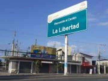 **En Venta Casa Rentera En La Vía Principal de La Libertad Santa Elena Ecuador