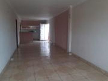 **En Venta Casa Rentera En La Vía Principal de La Libertad Santa Elena Ecuador