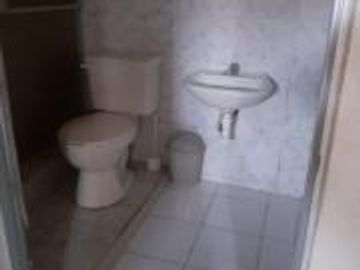 **En Venta Casa Rentera En La Vía Principal de La Libertad Santa Elena Ecuador