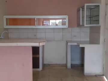 **En Venta Casa Rentera En La Vía Principal de La Libertad Santa Elena Ecuador