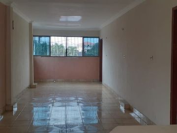 **En Venta Casa Rentera En La Vía Principal de La Libertad Santa Elena Ecuador