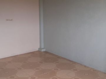 **En Venta Casa Rentera En La Vía Principal de La Libertad Santa Elena Ecuador