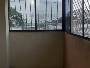 **En Venta Casa Rentera En La Vía Principal de La Libertad Santa Elena Ecuador
