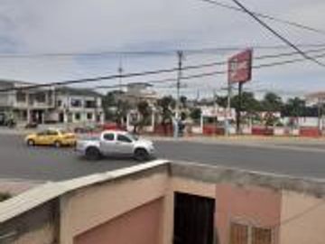 **En Venta Casa Rentera En La Vía Principal de La Libertad Santa Elena Ecuador