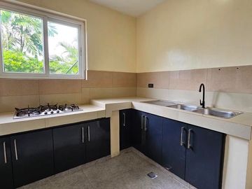 WELL MAINTAINED SINGLE DETACHED HOUSE AND LOT IN ENCLAVE OF BF HOMES PARAÑAQUE CITY