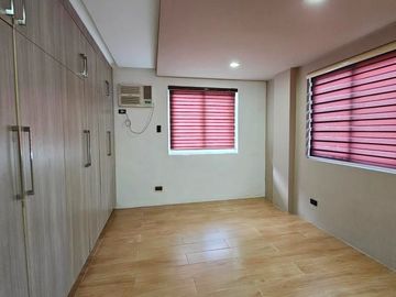 WELL MAINTAINED SINGLE DETACHED HOUSE AND LOT IN ENCLAVE OF BF HOMES PARAÑAQUE CITY